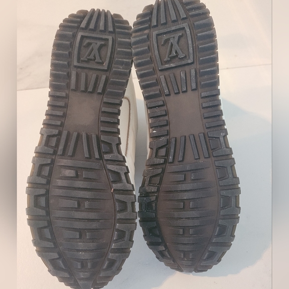 Louis Vuitton LV Rush Sneakers - Picture 5 of 8